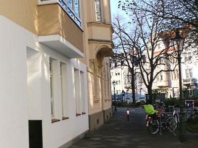 Alt-Oberkassel: Sehr schickes Apartment in Top Lage von Oberkassel