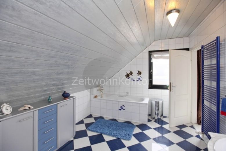 ZeitwohnKontor: Modern m&ouml;blierte 2-Raum-Whg mit Balkon und WLAN in ruhiger Gr&uuml;nlage N&auml;he Centro