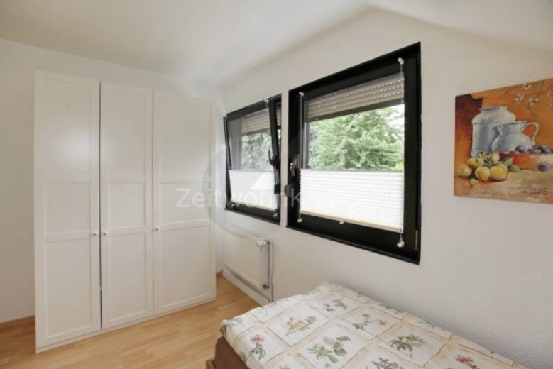 ZeitwohnKontor: Modern m&ouml;blierte 2-Raum-Whg mit Balkon und WLAN in ruhiger Gr&uuml;nlage N&auml;he Centro