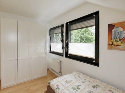 ZeitwohnKontor: Modern m&ouml;blierte 2-Raum-Whg mit Balkon und WLAN in ruhiger Gr&uuml;nlage N&auml;he Centro