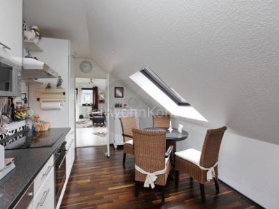 ZeitwohnKontor: Modern m&ouml;blierte 2-Raum-Whg mit Balkon und WLAN in ruhiger Gr&uuml;nlage N&auml;he Centro