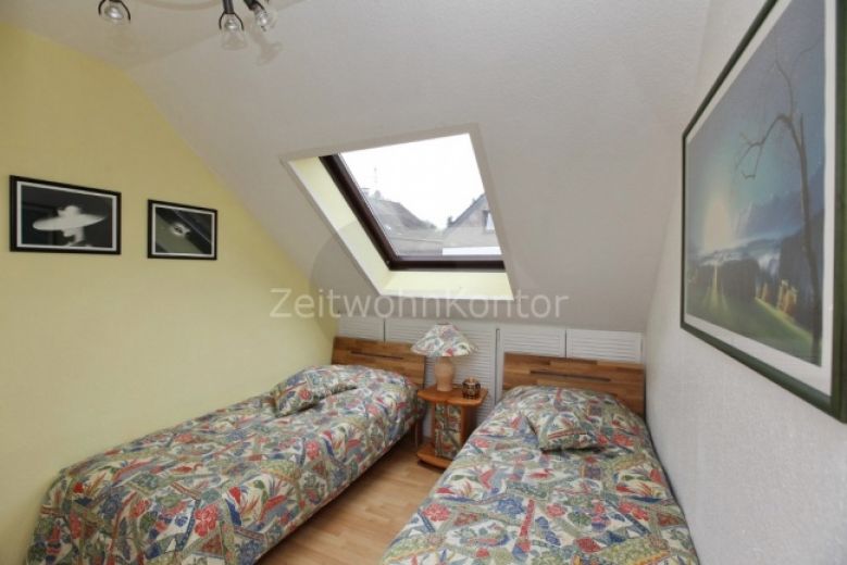 ZeitwohnKontor: Modern m&ouml;blierte 2-Raum-Whg mit Balkon und WLAN in ruhiger Gr&uuml;nlage N&auml;he Centro