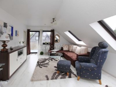 ZeitwohnKontor: Modern m&ouml;blierte 2-Raum-Whg mit Balkon und WLAN in ruhiger Gr&uuml;nlage N&auml;he Centro