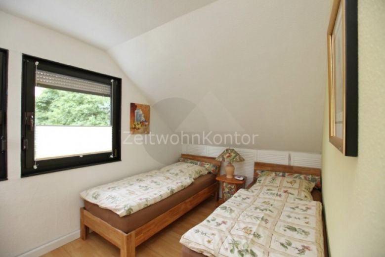 ZeitwohnKontor: Modern m&ouml;blierte 2-Raum-Whg mit Balkon und WLAN in ruhiger Gr&uuml;nlage N&auml;he Centro