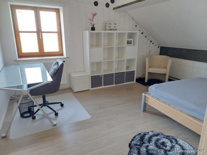 Geschmackvolle Dachgeschosswohnung N&auml;he Ampfing bei M&uuml;hldorf am Inn