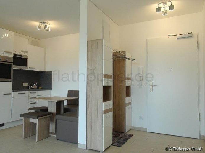Elegante 2-Zimmer-Wohnung mit Stellplatz und Balkon in M&uuml;nchen - Riem