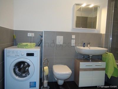 Elegante 2-Zimmer-Wohnung mit Stellplatz und Balkon in M&uuml;nchen - Riem