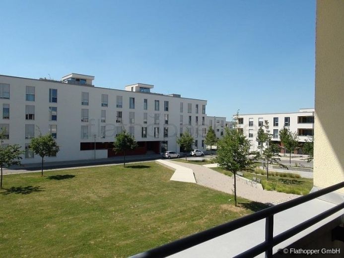 Elegante 2-Zimmer-Wohnung mit Stellplatz und Balkon in M&uuml;nchen - Riem