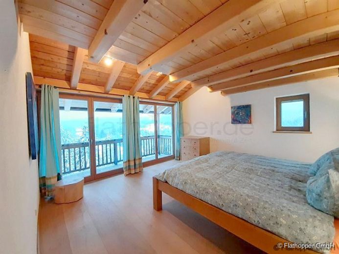 Lichtdurchflutetes Traumhaus in ruhiger Lage bei Fischbachau