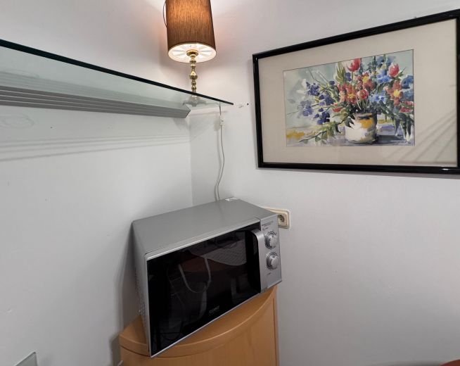 Ruhige Lage - Sehr gute Verbindung A6/A8/A1