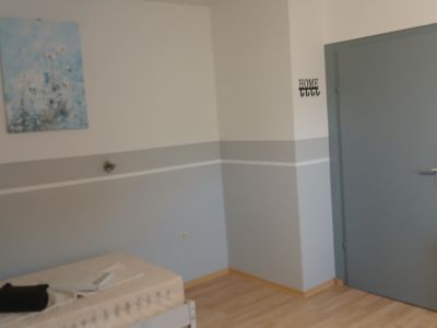 M&ouml;bliertes Zimmer,  Dusche,  WC , separater Eingang,  ruhige Lage