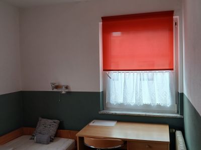 M&ouml;bliertes Zimmer,  405 Euro Warmmiete, Dusche,  WC , separater Eingang,  ruhige Lage