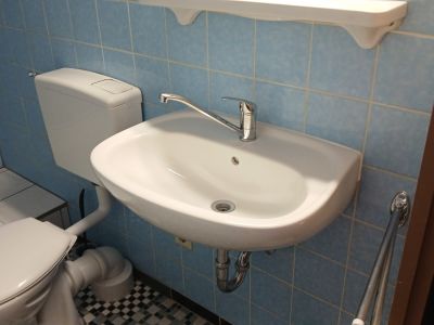 M&ouml;bliertes Zimmer,  405 Euro Warmmiete, Dusche,  WC , separater Eingang,  ruhige Lage