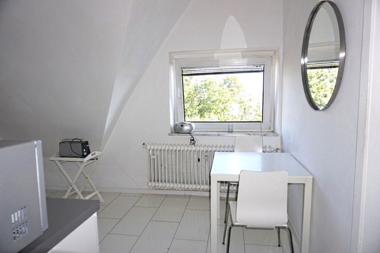 Pempelfort: 2-Zimmer-Wohnung