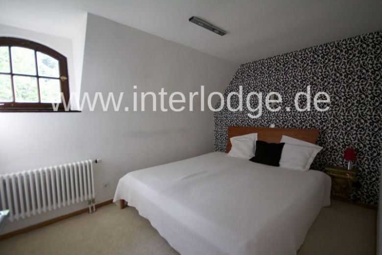 INTERLODGE Traumhafte Loftwohnung in herrschaftlicher Villa in Neuss - Holzheim