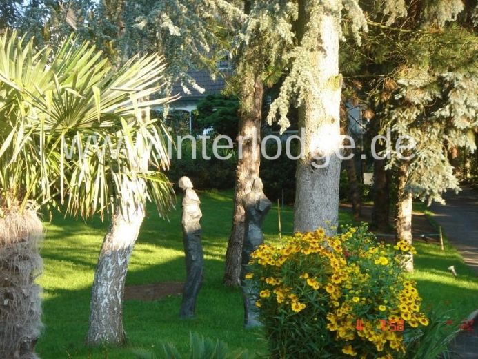 INTERLODGE Traumhafte Loftwohnung in herrschaftlicher Villa in Neuss - Holzheim