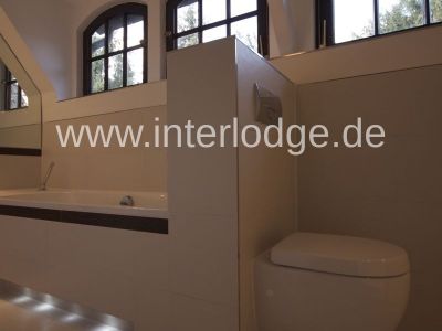 INTERLODGE Traumhafte Loftwohnung in herrschaftlicher Villa in Neuss - Holzheim