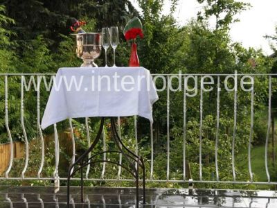 INTERLODGE Traumhafte Loftwohnung in herrschaftlicher Villa in Neuss - Holzheim