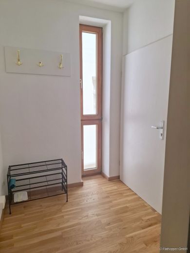 TOP Apartment mit Balkon und neuer Einrichtung - Rosenheim Zentrum