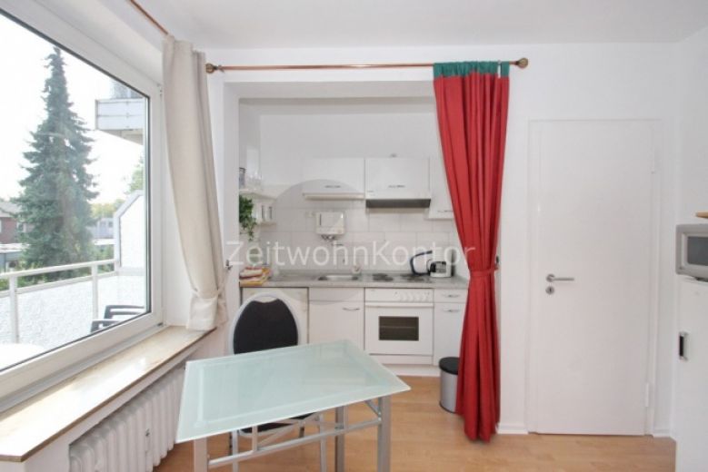 ZeitwohnKontor: H&uuml;bsches Apartment in zentraler, ruhiger Lage in R&uuml;ttenscheid mit gro&szlig;em Balkon, Internet aktiv