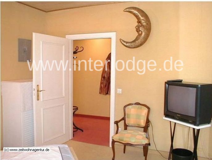 INTERLODGE F&uuml;r Wochenendheimfahrer: Hell m&ouml;blierte Wohnung mit sch&ouml;ner Terrasse in D&uuml;sseldorf