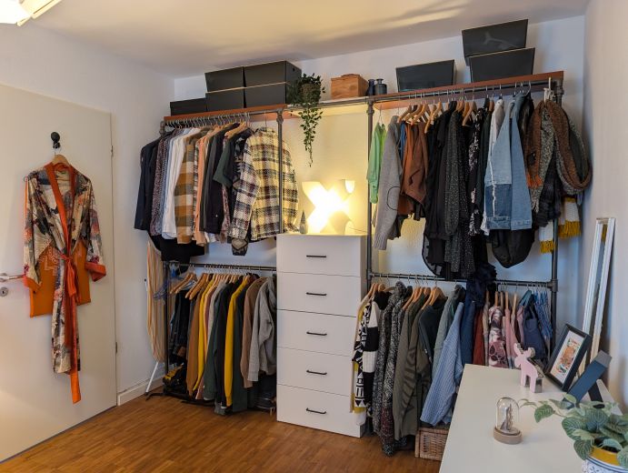 Zwischenmiete 3 Zimmer 90qm Whg m&ouml;bliert ab 03/26