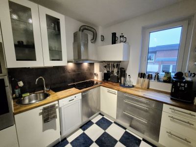 M&ouml;blierte 2 Zi. Wohnung in Hamburg Hummelsb&uuml;ttel - Balkon