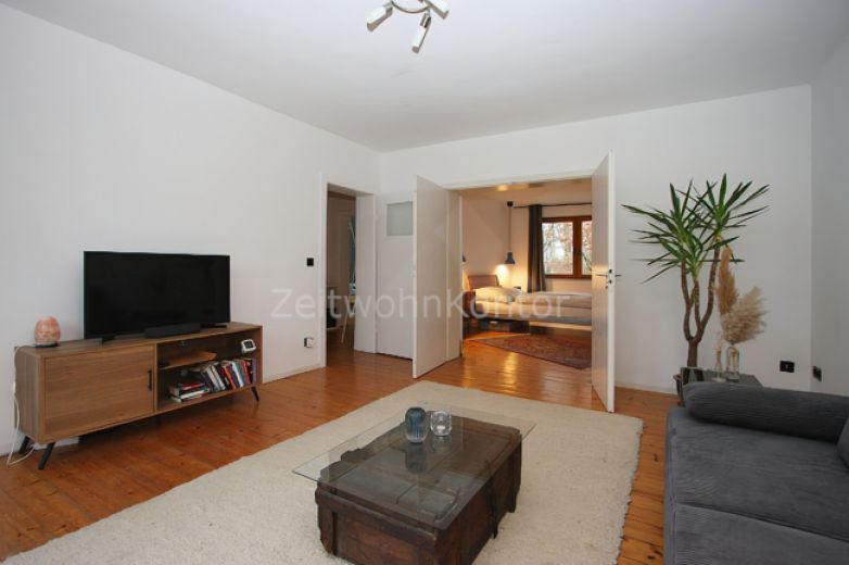 Schick m&ouml;bliert, zwei Schlafzimmer, gro&szlig;e Terrasse, Garagenstellplatz