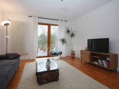 Schick m&ouml;bliert, zwei Schlafzimmer, gro&szlig;e Terrasse, Garagenstellplatz