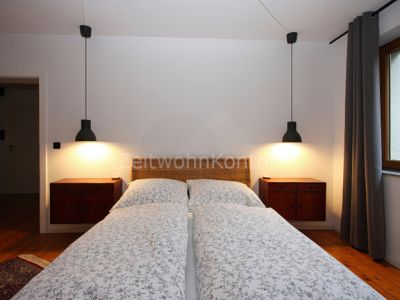 Schick m&ouml;bliert, zwei Schlafzimmer, gro&szlig;e Terrasse, Garagenstellplatz