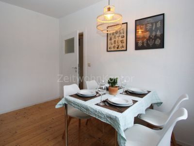 Schick m&ouml;bliert, zwei Schlafzimmer, gro&szlig;e Terrasse, Garagenstellplatz