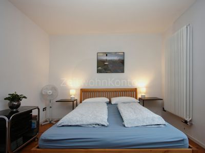 Schick m&ouml;bliert, zwei Schlafzimmer, gro&szlig;e Terrasse, Garagenstellplatz