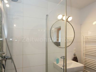 Schick m&ouml;bliert, zwei Schlafzimmer, gro&szlig;e Terrasse, Garagenstellplatz