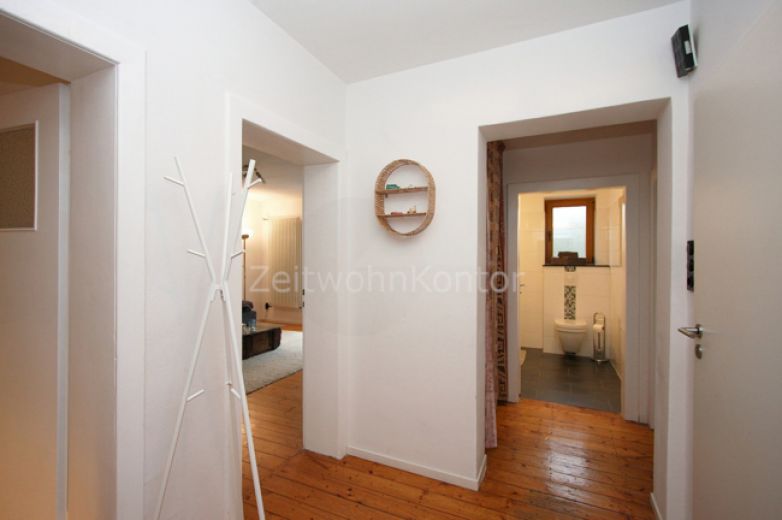 Schick m&ouml;bliert, zwei Schlafzimmer, gro&szlig;e Terrasse, Garagenstellplatz