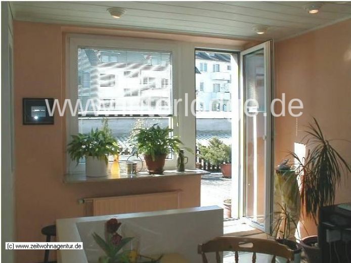 INTERLODGE F&uuml;r Wochenendheimfahrer: Hell m&ouml;blierte Wohnung mit sch&ouml;ner Terrasse in D&uuml;sseldorf