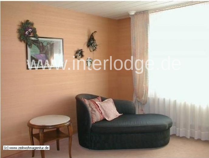 INTERLODGE F&uuml;r Wochenendheimfahrer: Hell m&ouml;blierte Wohnung mit sch&ouml;ner Terrasse in D&uuml;sseldorf