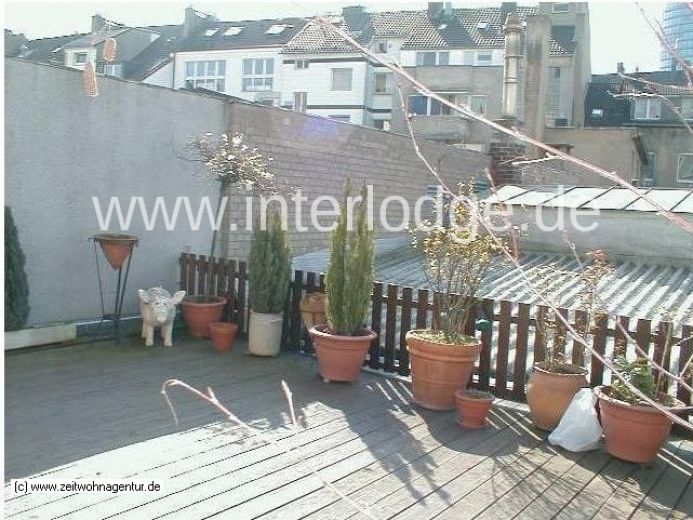 INTERLODGE F&uuml;r Wochenendheimfahrer: Hell m&ouml;blierte Wohnung mit sch&ouml;ner Terrasse in D&uuml;sseldorf