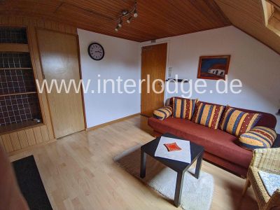 INTERLODGE Gem&uuml;tlich und komplett m&ouml;blierte Dachgescho&szlig;wohnung im 2. OG in Leverkusen-Rheindorf