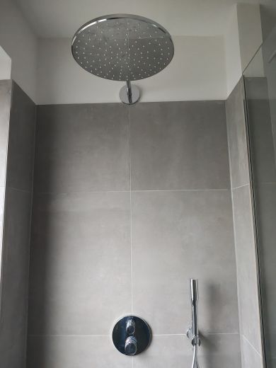 Exklusiv ausgestattete 3 Zimmer Wohnung in Hamburg Eimsb&uuml;ttel &ndash; Erstbezug nach Sanierung, voll m&ouml;bliert & all inclusive