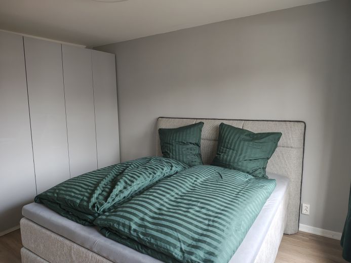 Exklusiv ausgestattete 3 Zimmer Wohnung in Hamburg Eimsb&uuml;ttel &ndash; Erstbezug nach Sanierung, voll m&ouml;bliert & all inclusive