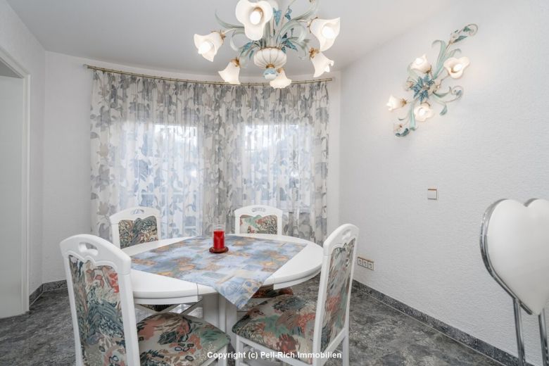 GL&Uuml;CKSDOMIZIL - Hochwertig ausgestattetes Einfamilienhaus mit Garten & Garage in Marxzell-Pfaffenrot