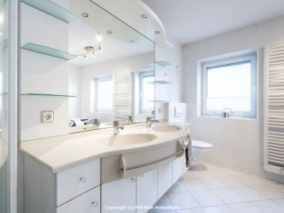 GL&Uuml;CKSDOMIZIL - Hochwertig ausgestattetes Einfamilienhaus mit Garten & Garage in Marxzell-Pfaffenrot