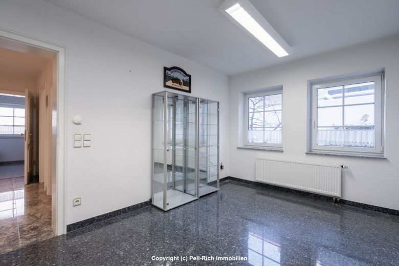 GL&Uuml;CKSDOMIZIL - Hochwertig ausgestattetes Einfamilienhaus mit Garten & Garage in Marxzell-Pfaffenrot