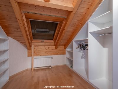 GL&Uuml;CKSDOMIZIL - Hochwertig ausgestattetes Einfamilienhaus mit Garten & Garage in Marxzell-Pfaffenrot