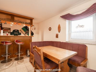 GL&Uuml;CKSDOMIZIL - Hochwertig ausgestattetes Einfamilienhaus mit Garten & Garage in Marxzell-Pfaffenrot