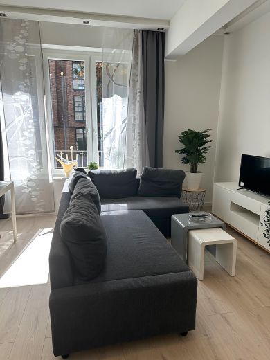 F&uuml;rstenwall: komplett sanierte 2-Zimmer-Wohnung