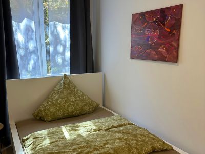 F&uuml;rstenwall: komplett sanierte 2-Zimmer-Wohnung