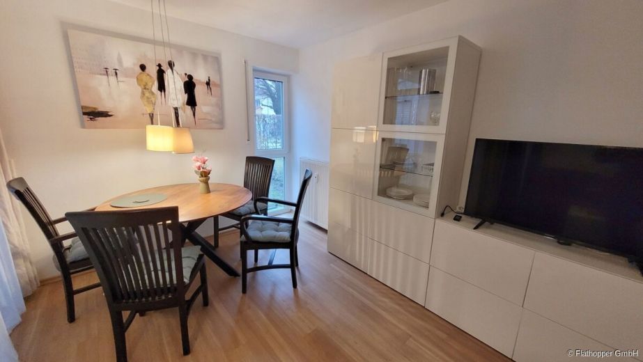 M&ouml;blierte 2-Zimmer-Wohnung mit Terrasse in Rosenheim