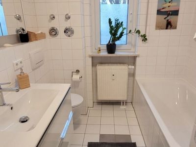 M&ouml;blierte 2-Zimmer-Wohnung mit Terrasse in Rosenheim