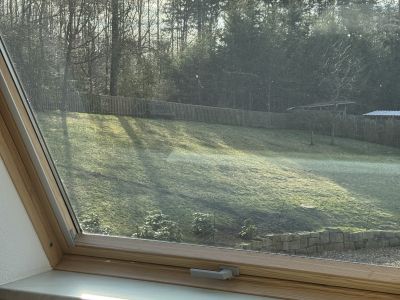 Hochwertige Wohnung voll m&ouml;bliert mit Kamin l&auml;ndlich gelegen mit Top Verkehrsanbindung